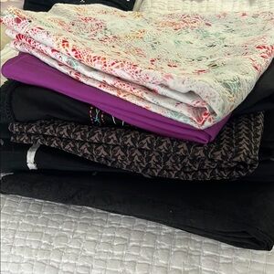 7 skirts $5 each selling as a bundle